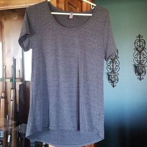 Lularoe classic tee